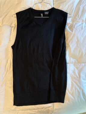 Men's Black V-Neck Sweater Vest — Classic Knit Layer